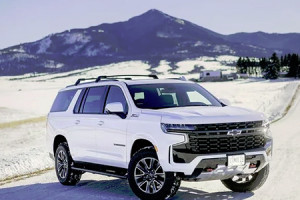 4WD Suburban Rentals | Lewis & Clark Vehicles