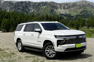 4WD Suburban Rentals | Lewis & Clark Vehicles