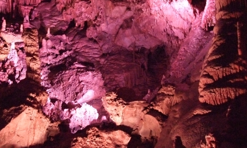 Lewis Clark Caverns