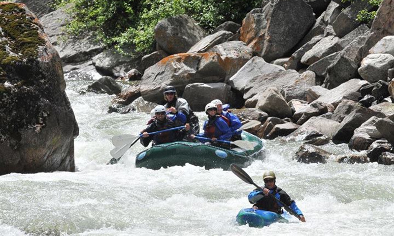 Kayaking and Rafting the Gallatin River 